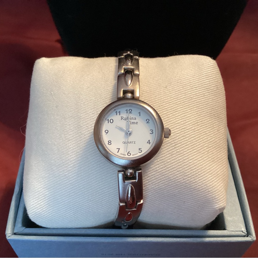 Silver Rubina Quartz Watch